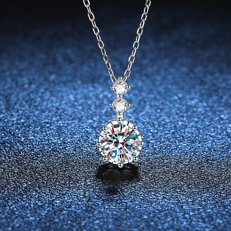 18K WHITE GOLD PLATED VVS1 MOISSANITE - LUNAR NECKLACE