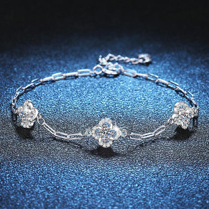 18K WHITE GOLD VVS1 DIAMOND MOISSANITE - TRIPLE FLOWERS BRACELET