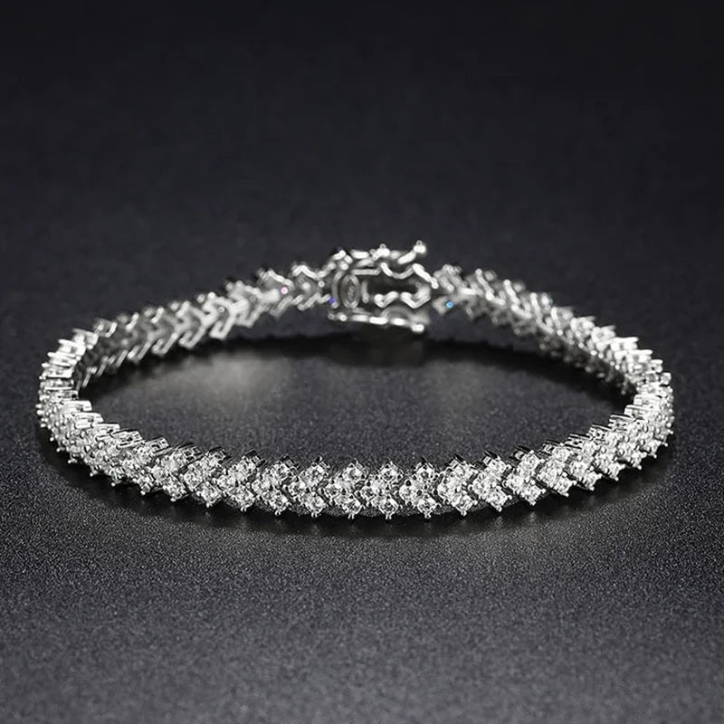 18K WHITE GOLD RIVIEIRA VVS1 DIAMOND MOISSANITE - STARDUST BRACELET