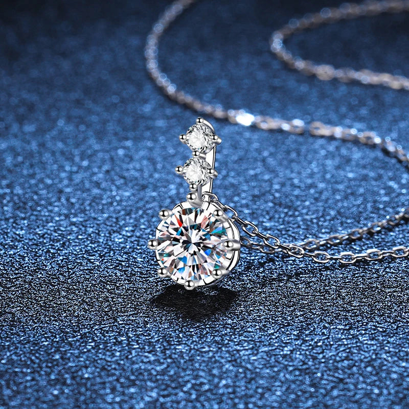 18K WHITE GOLD PLATED VVS1 MOISSANITE - LUNAR NECKLACE