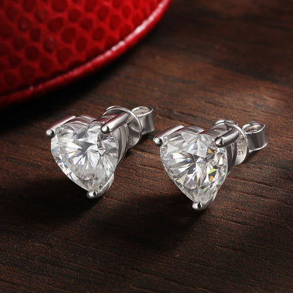 18K WHITE GOLD PLATED VVS1 DIAMOND MOISSANITE - CROWN HEART EARRINGS