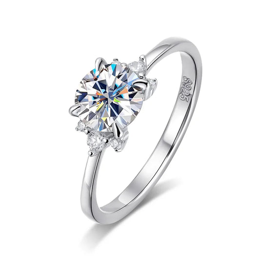 18K WHITE GOLD PLATED VVS1 DIAMOND MOISSANITE - CLASSIC ENGAGEMENT RING