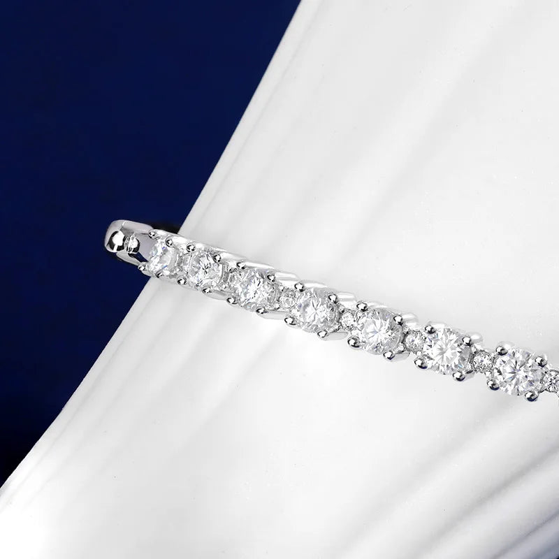 18K WHITE GOLD PLATED VVS1 DIAMOND MOISSANITE - CLASSIC GLOW BRACELET