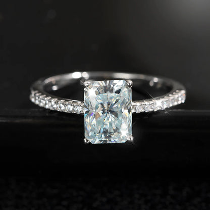 18K WHITE GOLD PLATED VVS1 DIAMOND MOISSANITE - RADIANT GLOW RING